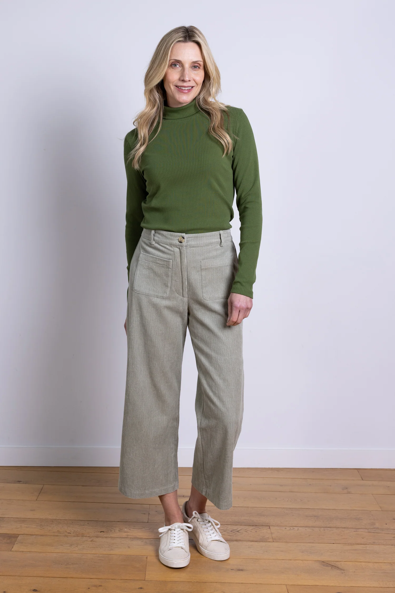 AW25 Pocket Cropped Trouser - Ecru - Image 4