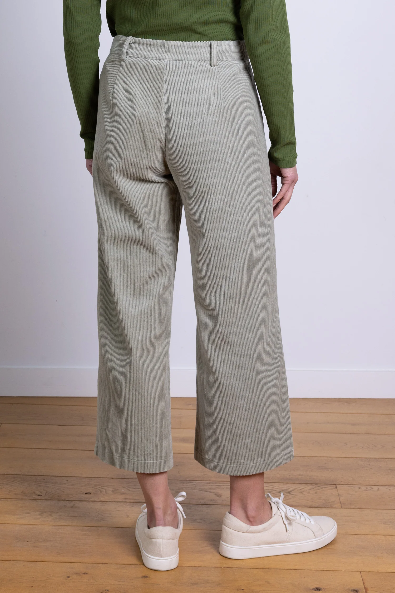 AW25 Pocket Cropped Trouser - Ecru - Image 5
