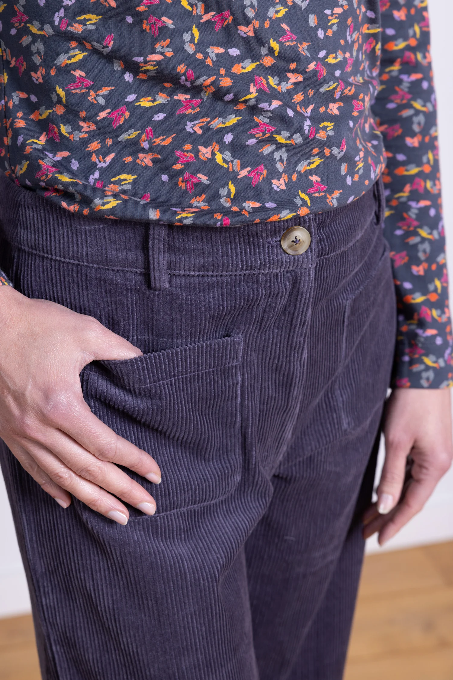 AW25 Pocket Cropped Trouser - Plum - Image 5