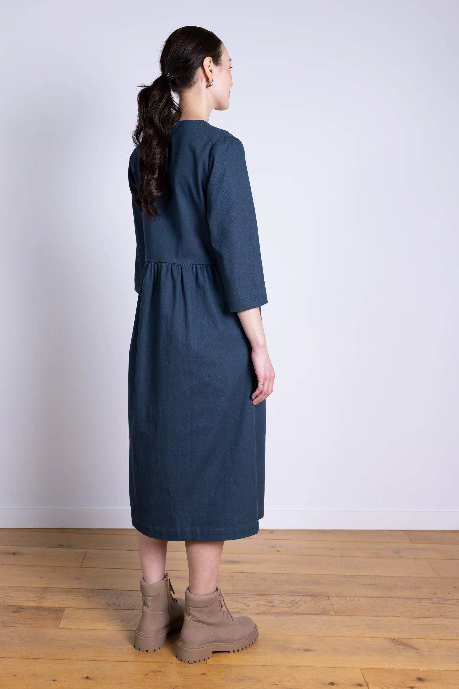 AW25 V Neck Midi Dress - Space - Image 3