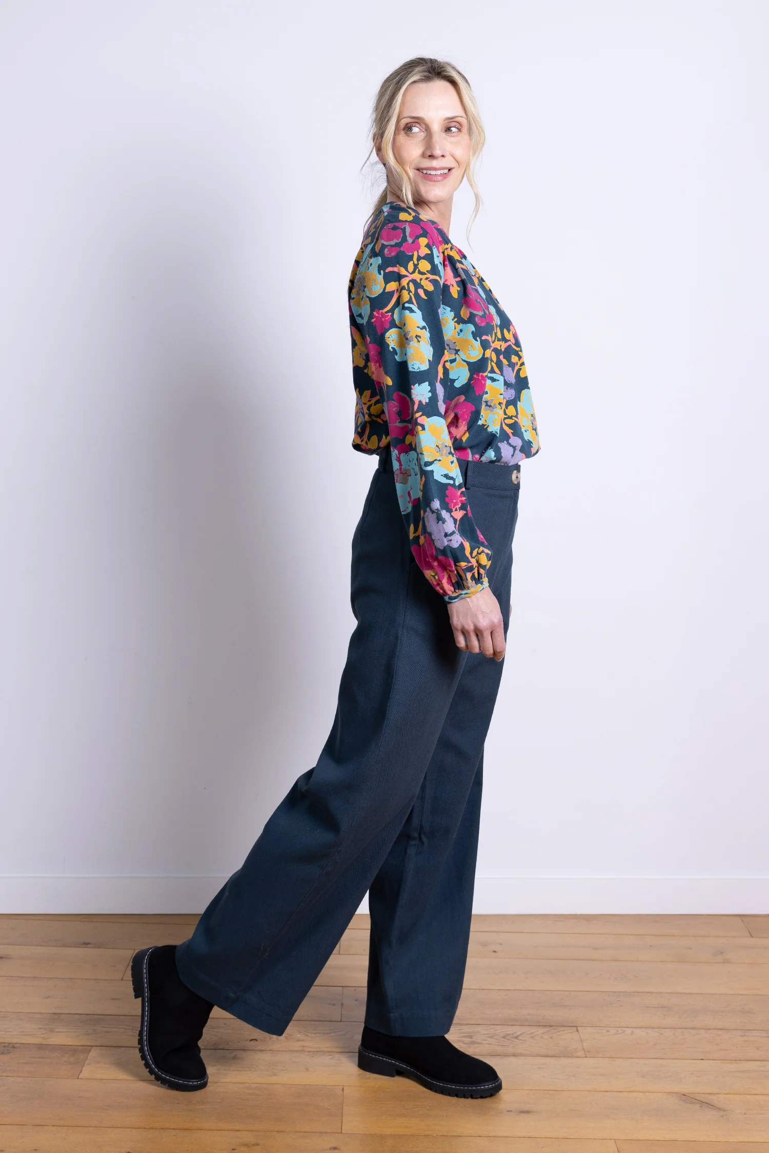AW25 Wide Leg Trouser - Space - Image 6