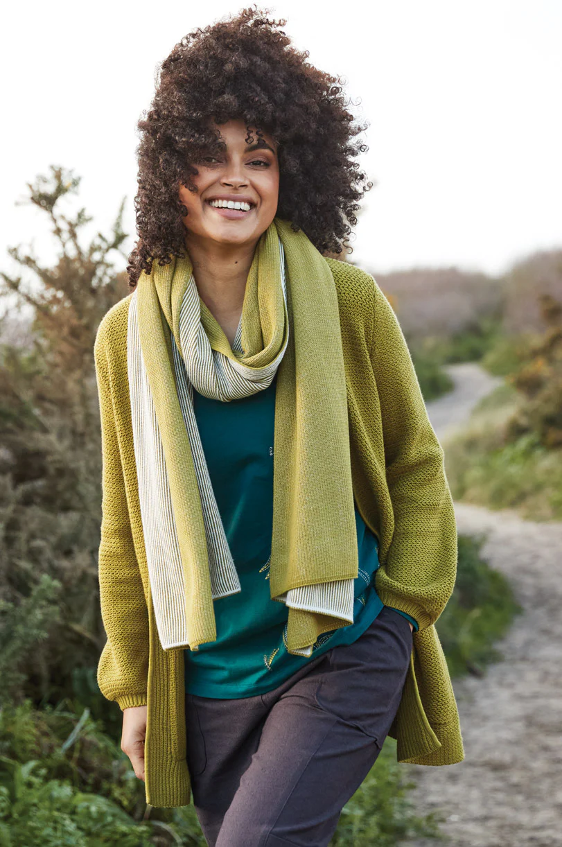 BC0326 Bamboo and Cotton Wrap Scarf - Image 4