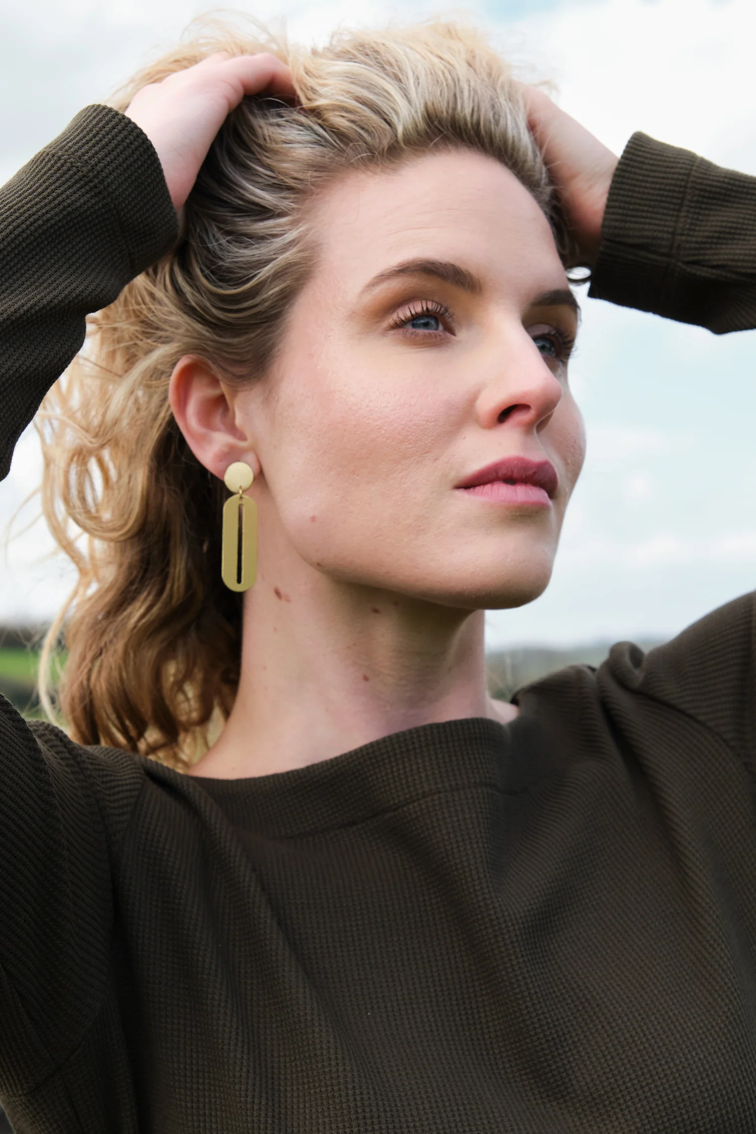 Bhavna Earrings - Image 3