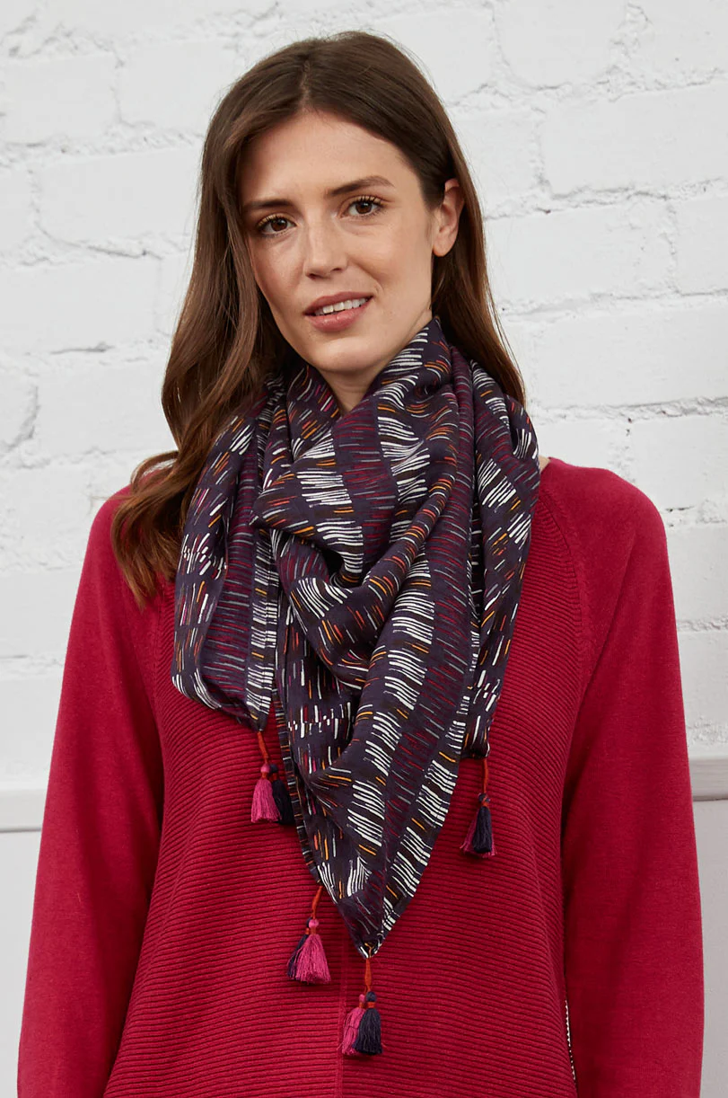 BW0321 Square Tassel Scarf - Image 3