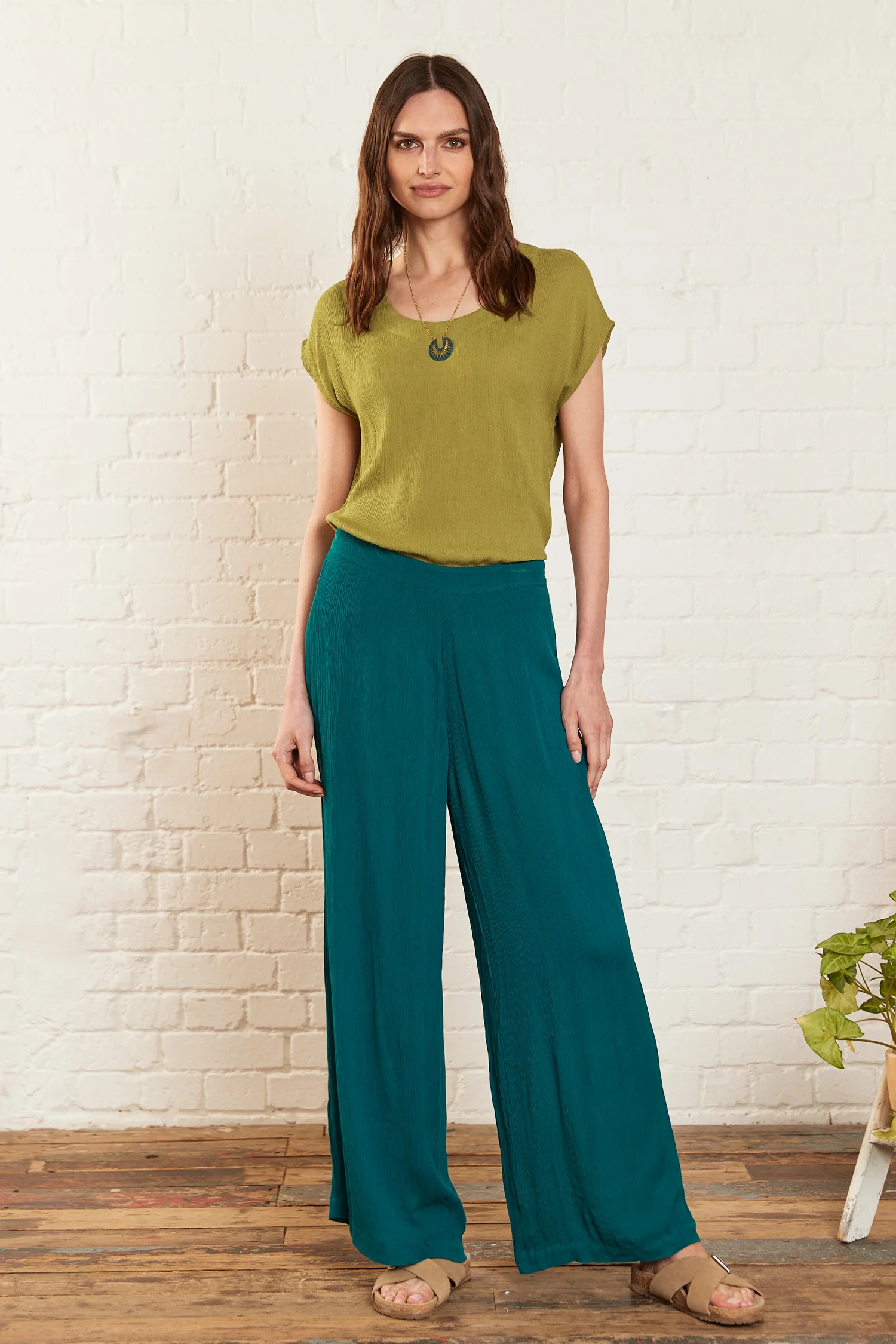 Crinkle Viscose Wide Leg Trousers - Image 8