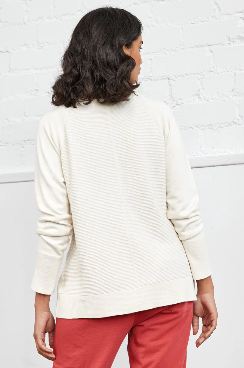 KT7051 Raised Stitch Jumper - Image 10