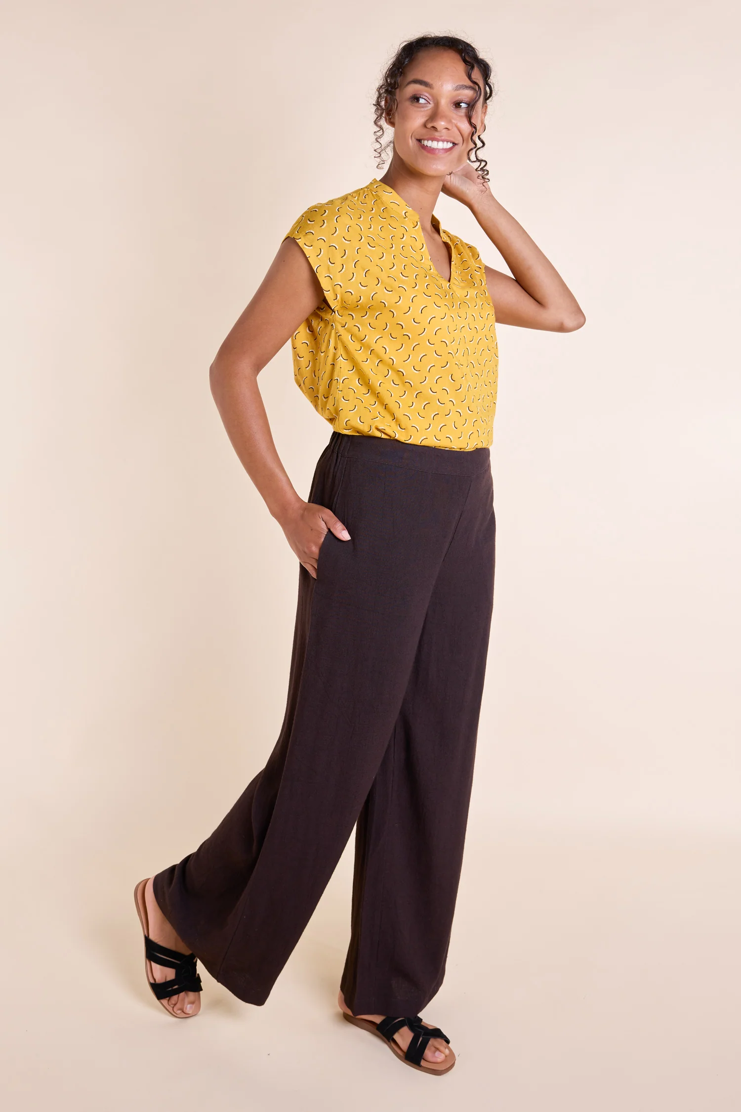 SS25 Linen Wide Leg Trousers - Chocolate - Image 3