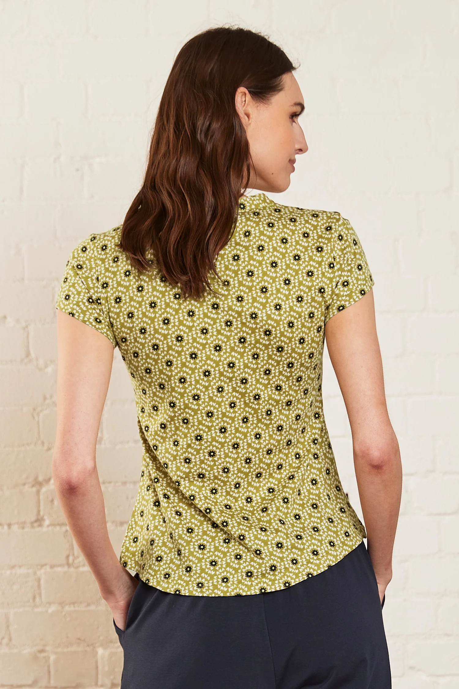 Petal Burst Organic Cotton Collared Top - Image 3