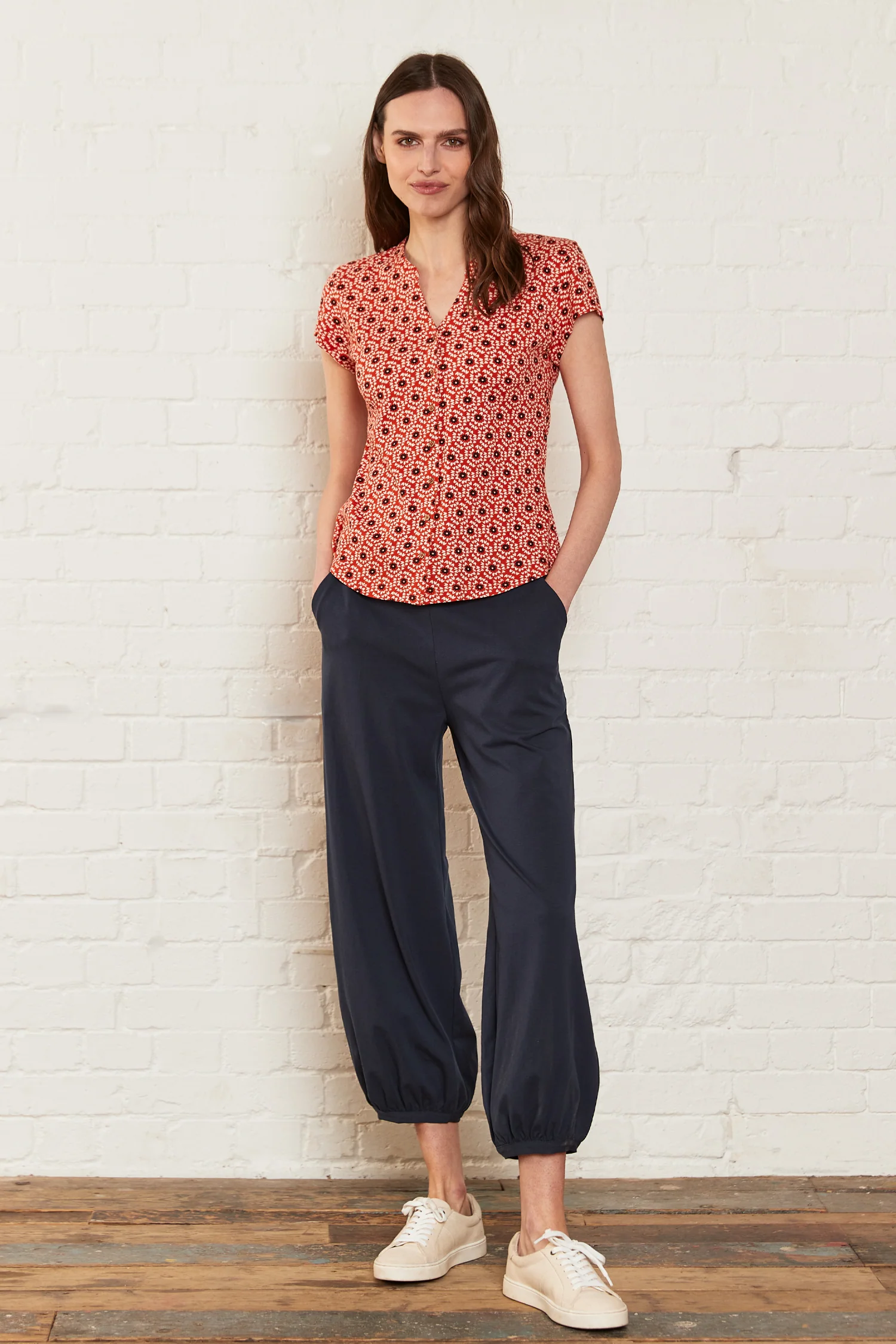 Petal Burst Organic Cotton Collared Top - Image 6