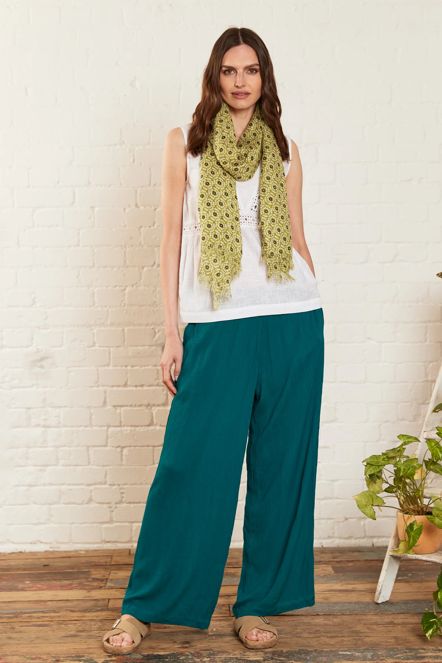 Petal Burst Printed Scarf - Image 3