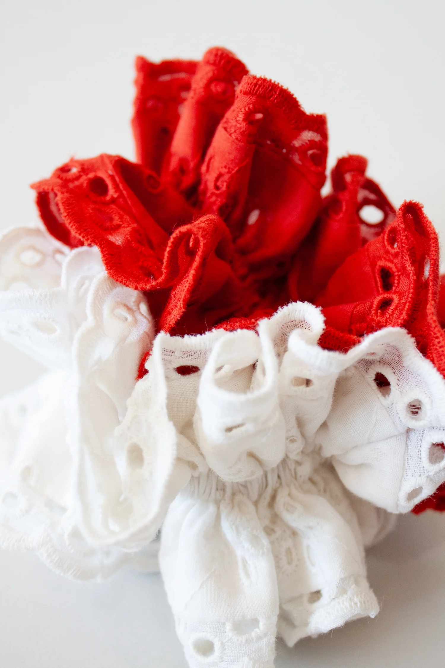 SS25 Mixed Scrunchies Pack of 2 - Red & White PK - Image 3