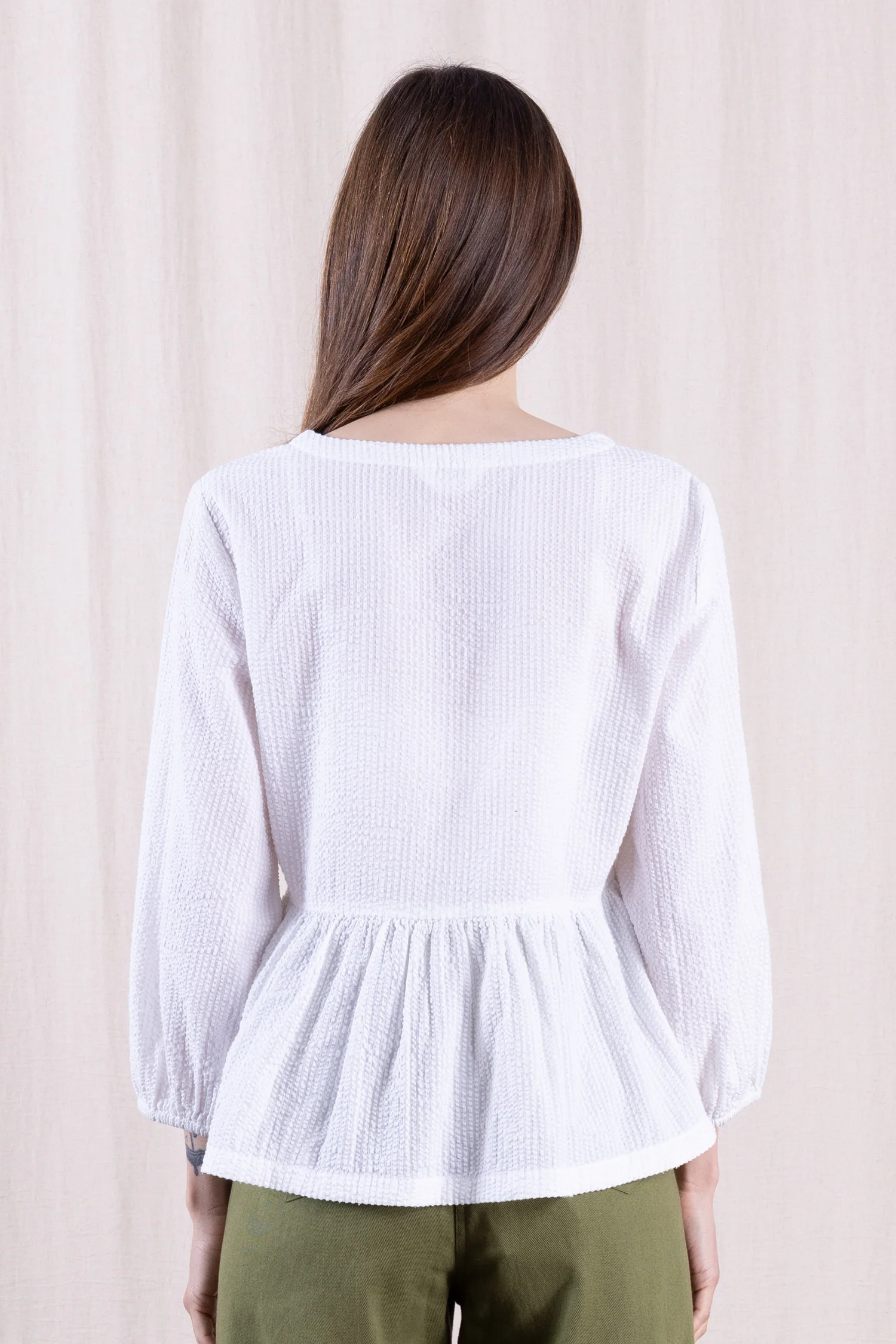 SS26 Cotton Gathered Shirt - White - Image 6