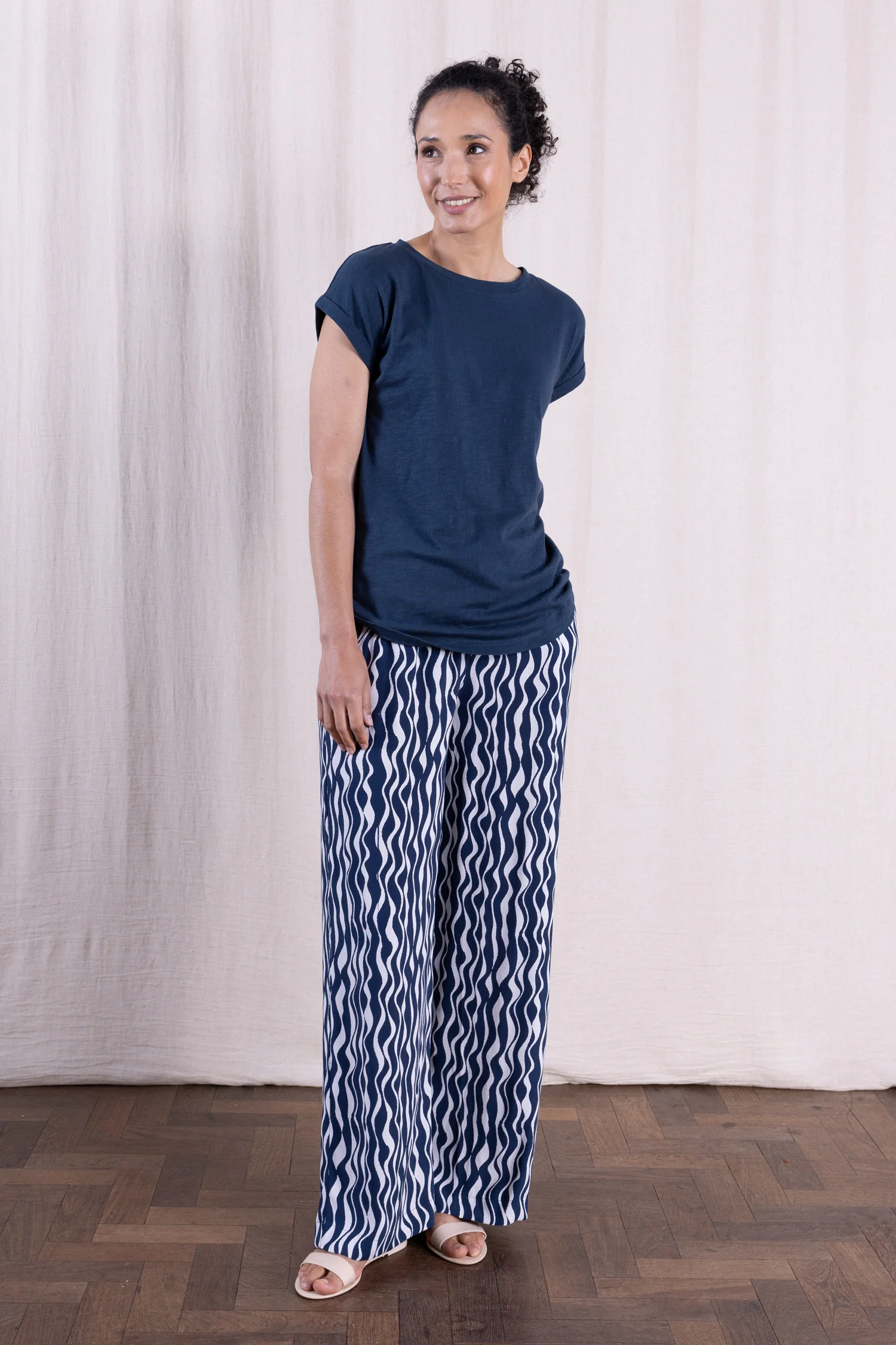 SS26 GOTS Organic Cotton T Shirt - Oxford - Image 4