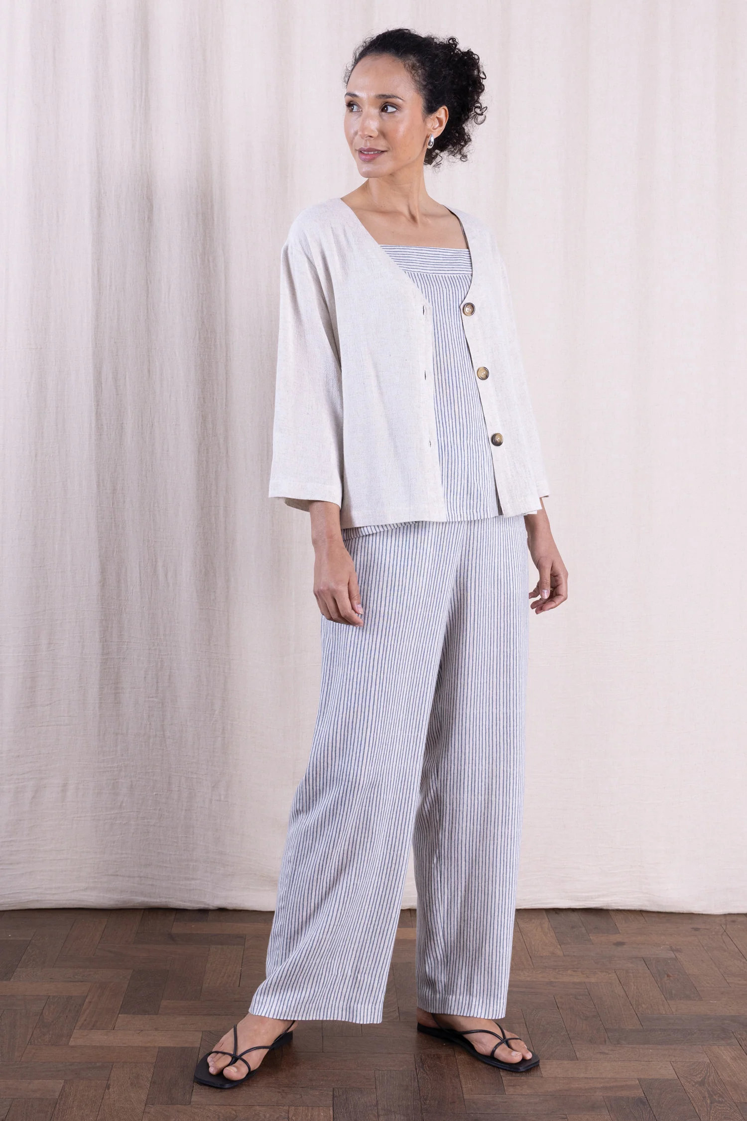 SS26 Linen Blend Button Wide Leg Trouser - Cornflower - Image 4