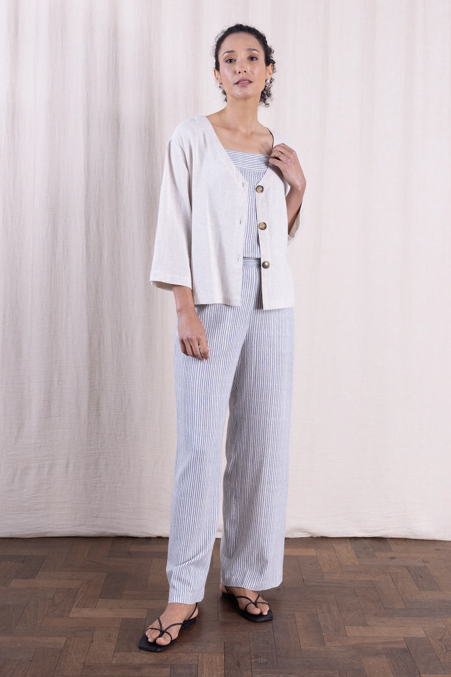SS26 Linen Blend Button Wide Leg Trouser - Cornflower - Image 5