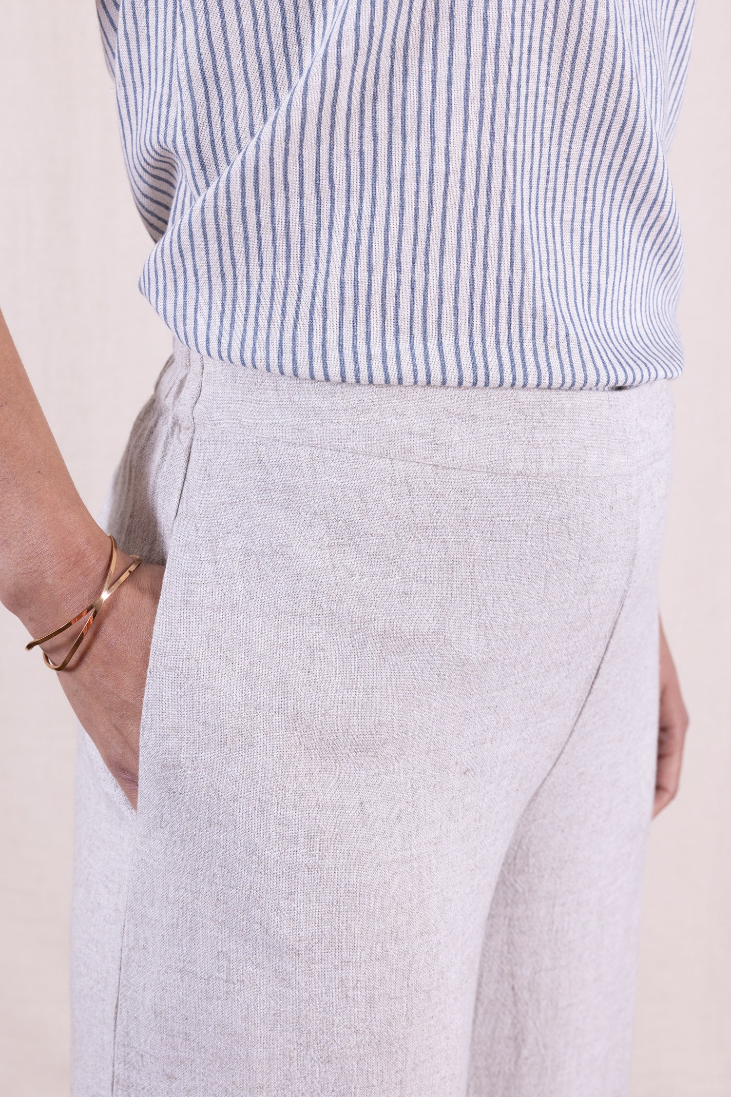 SS26 Linen Blend Wide Leg Trouser - Natural - Image 4