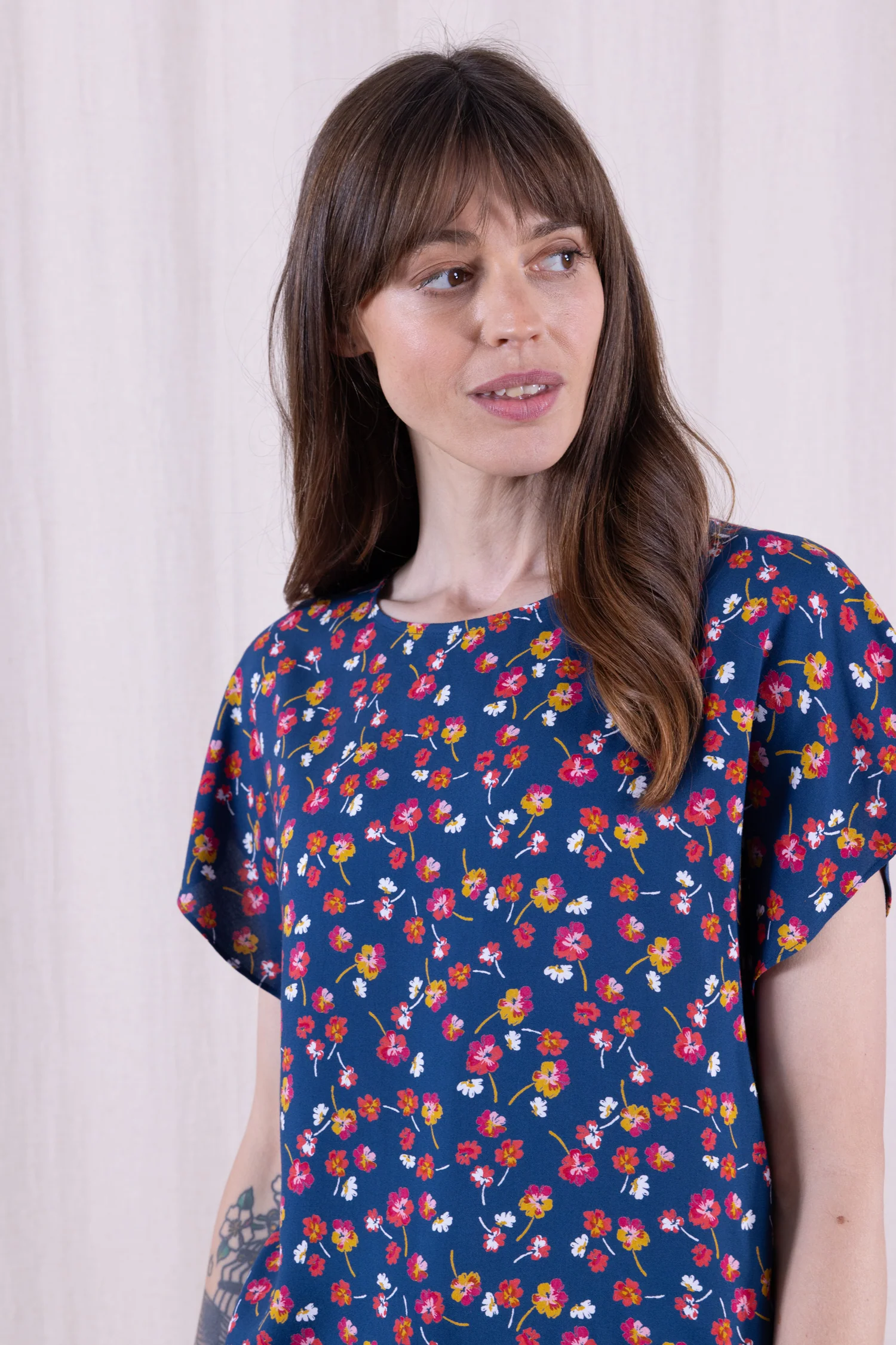 SS26 Viscose Flutter Sleeve Top - Oxford - Image 5