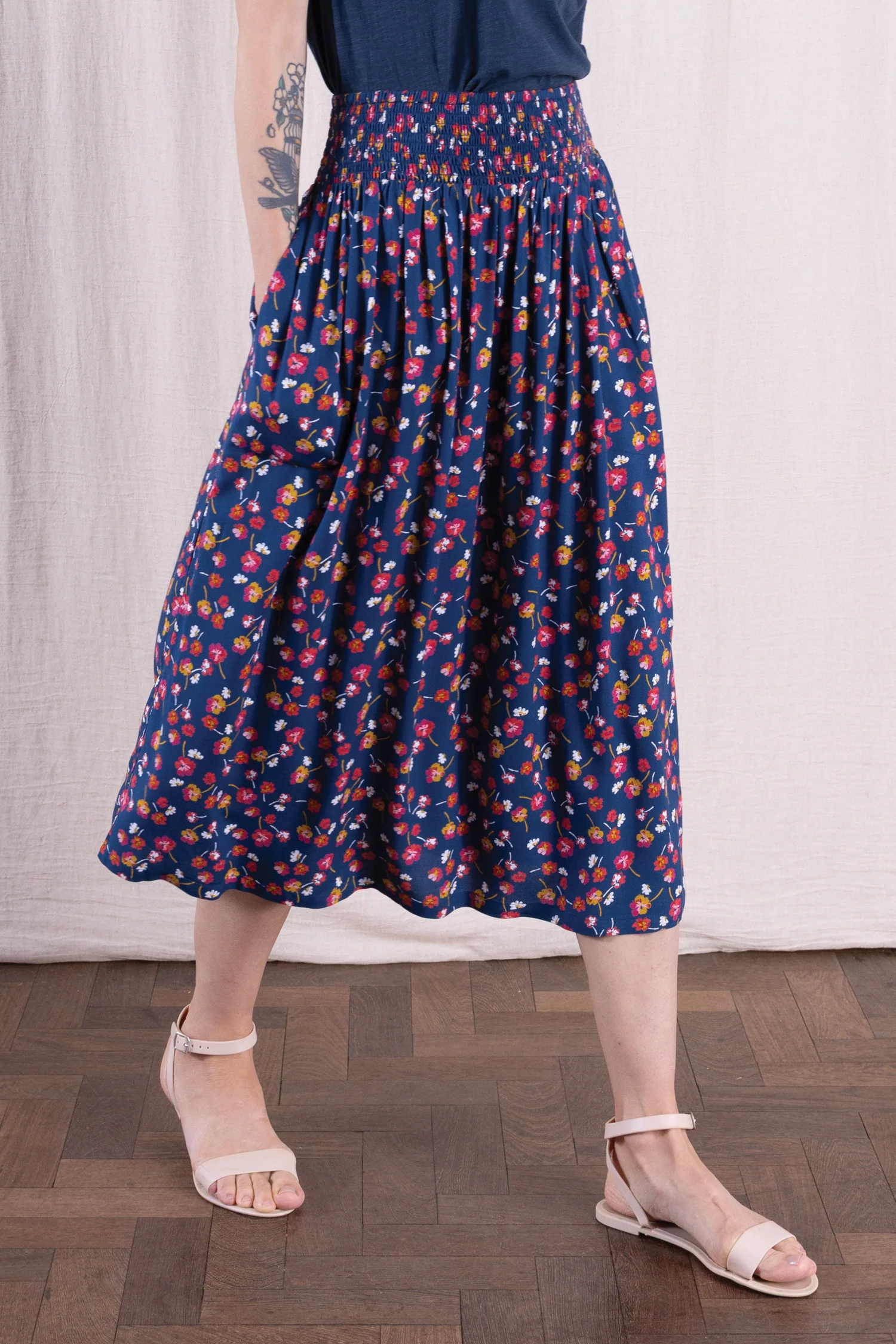 SS26 Viscose Midi Skirt - Oxford - Image 2